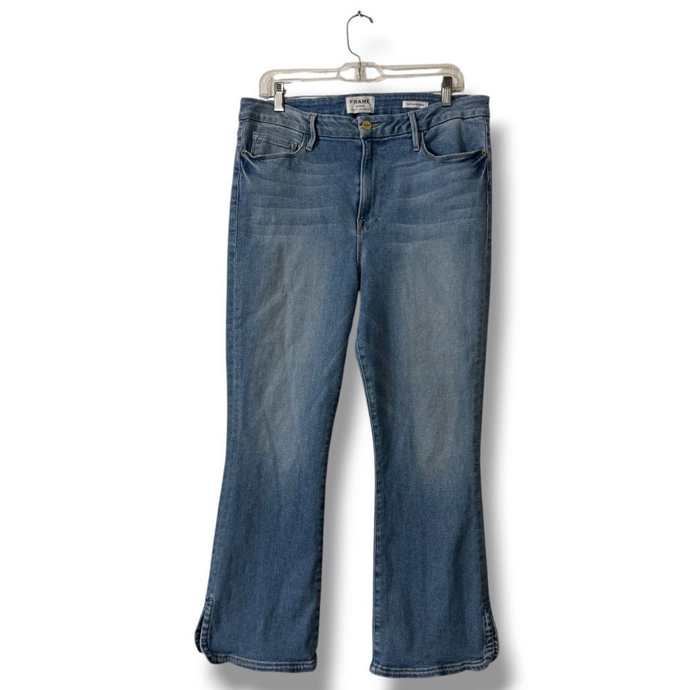 FRAME Le Crop Mini Boot Jeans 34 Light Wash Denim Clean Girl Off Duty Fit